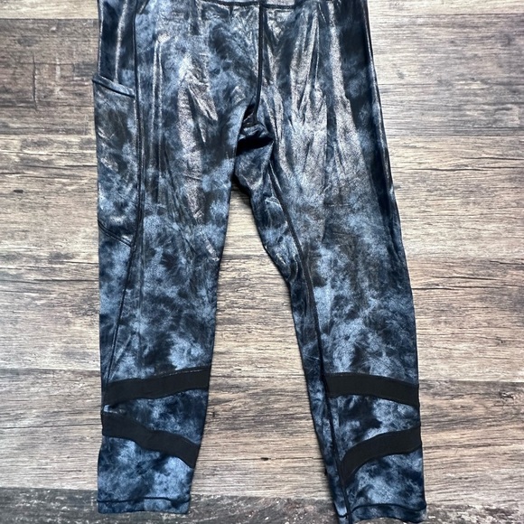 ZYIA Active Black Metallic Gray Leggings High Waist Womens size 14-16 - Picture 1 of 8